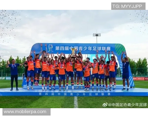 广州足球高中培养足球人才助力青少年成长与发展新篇章